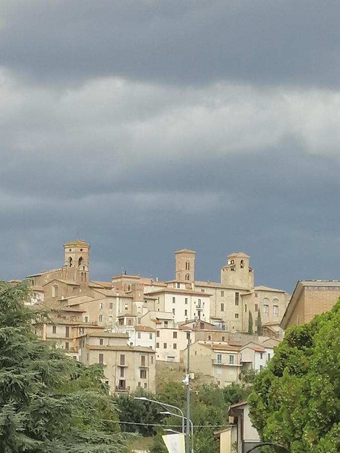 Nuovo Borgo - Posizione Ideale Per Visitare L'Umbria, Perugia, Assisi E Le Altre Localita Deruta Ngoại thất bức ảnh